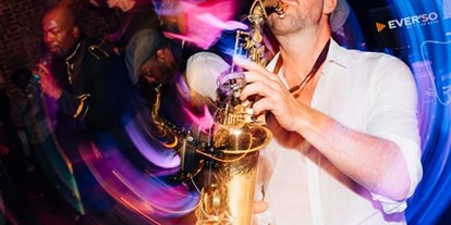 Hochzeitsmusik - Oberbayern - DJ + Livemusiker - Band buchen - Event, Party